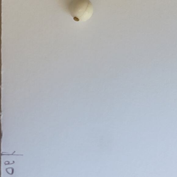 Elegant Painted Rose Bead White Choker Necklace with Vintage Charm - Picture 2 of 10